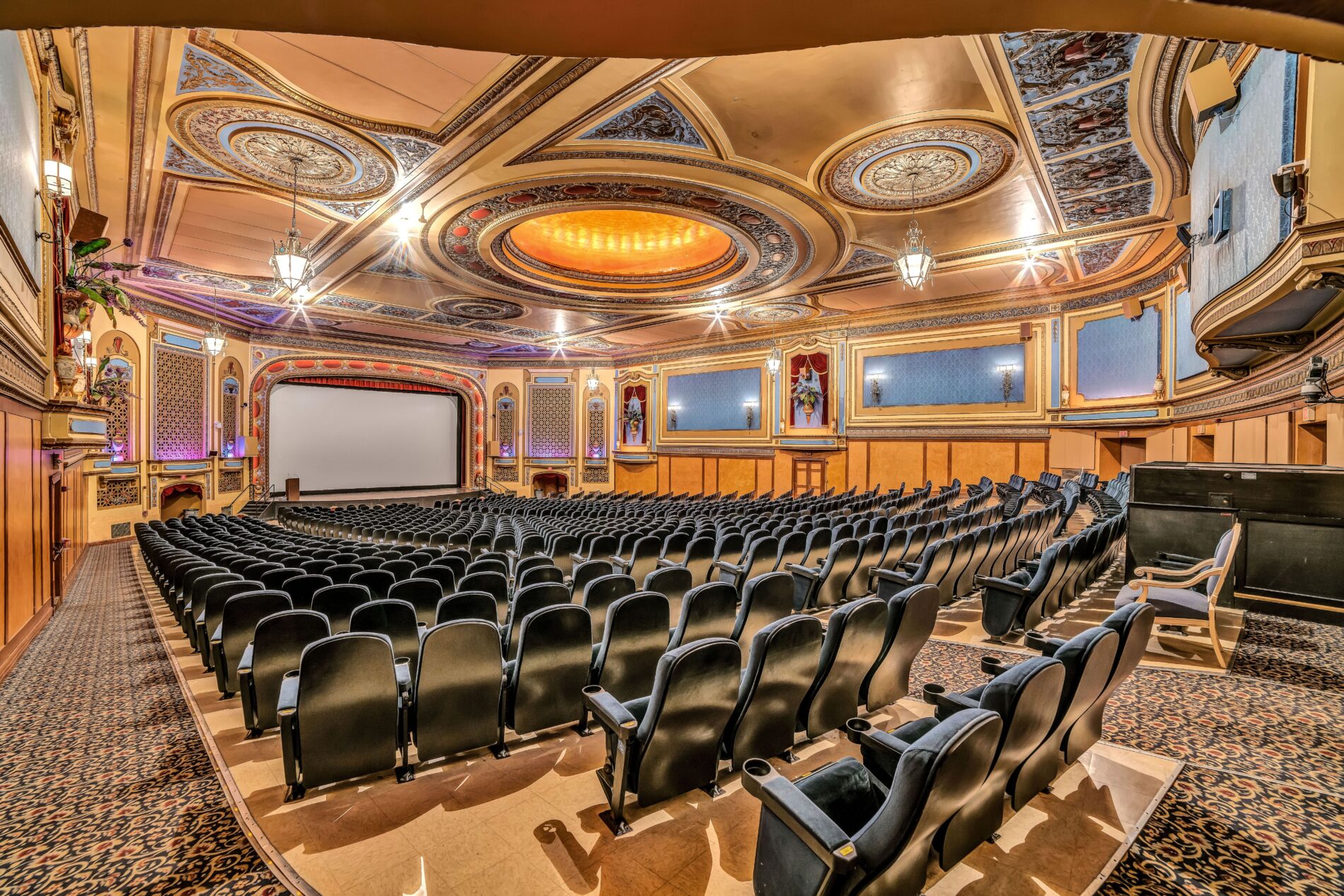 tivoli-theatre-downers-grove