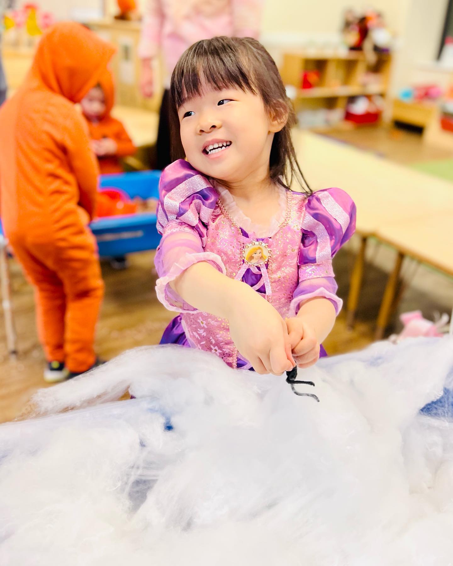 little girl in princess halloween