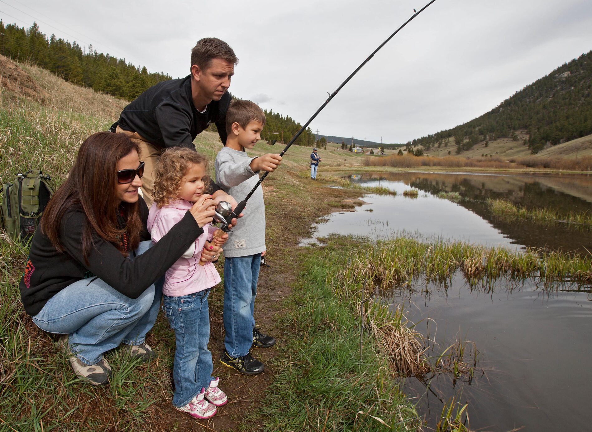 family fishing at Golden Gate Park