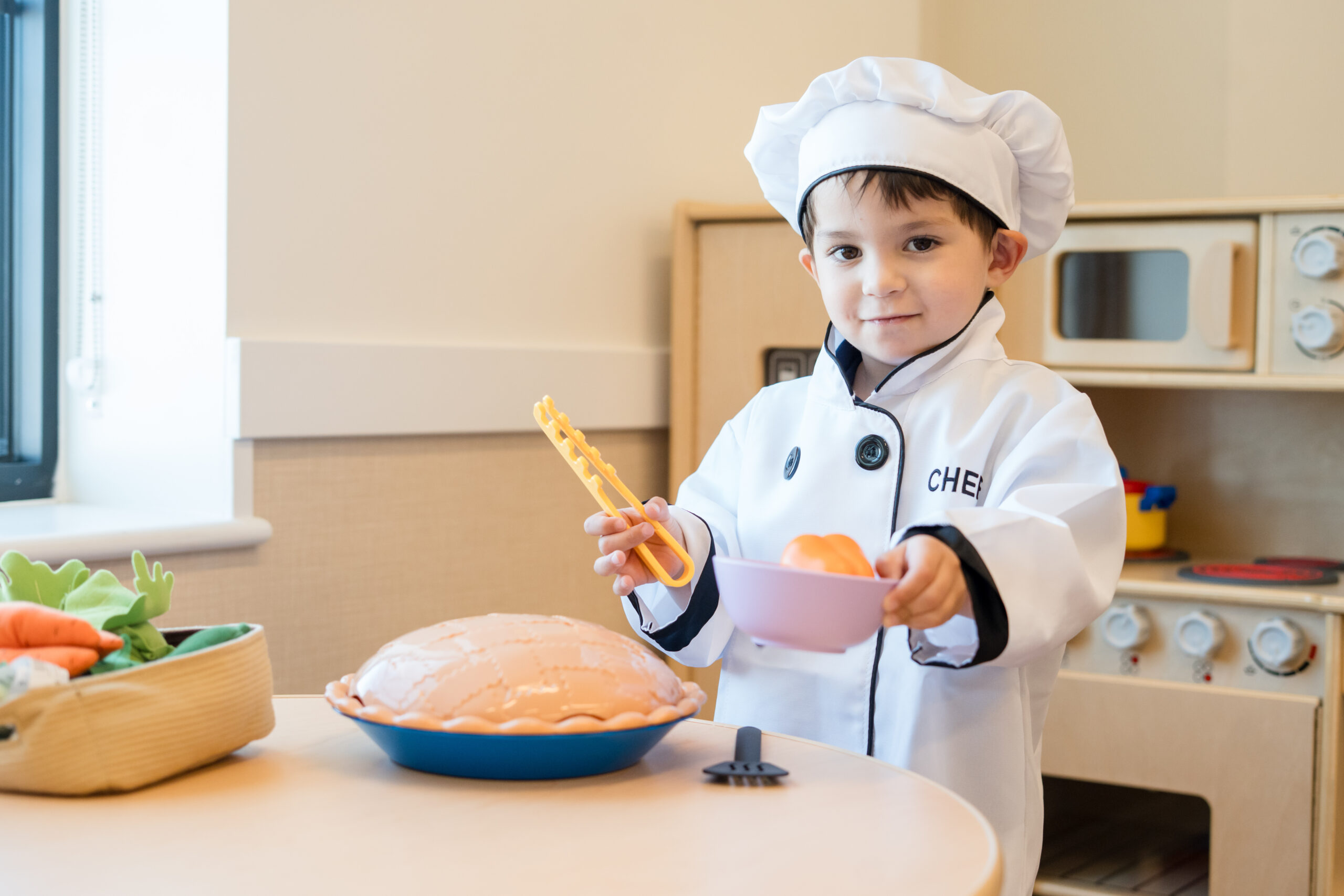 child pretend cooking